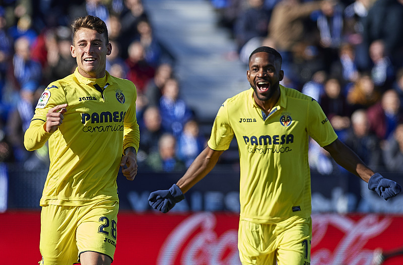 上海海港训练开放日，今晚复出首秀引欢呼，法甲在即，赛程密集仍需轮换 