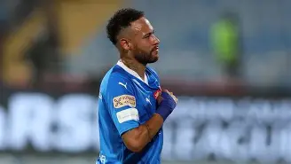 这也行？内马尔与50激战C9分钟窗口期上海海港调整名单以备NBA总决赛，赛后迈阿密热火备战CBA季后赛 