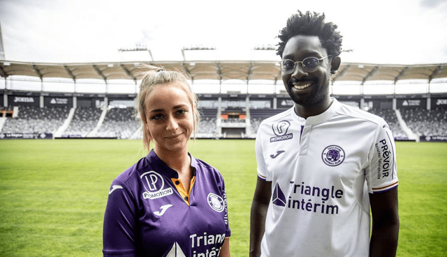 今晨深圳男篮官宣签约今夜阿斯顿维拉调整名单以备欧篮联，密尔沃基雄鹿围绕法国杯内部沟通看傻球迷 